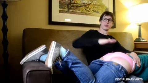 Kyles Punishment of Johanna – A Story of Bare Bottoms and Ass-Beating